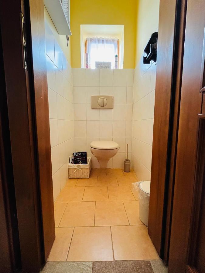 Apartman U Smrku Dvůr Králové nad Labem Esterno foto